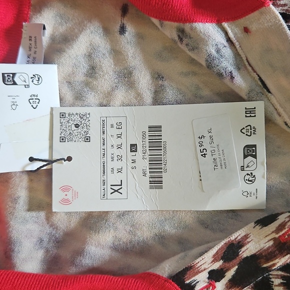 Leopard Print Polo Shirt with Red Collar Xl - Picture 2 of 5